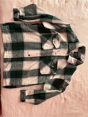 Green & White Plaid Button-Up Shirt Jacket
